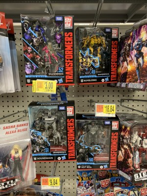 Transformers News: Studio Series Deluxe WWII Hot Rod, 2007 Bumblebee, Arcee 3 pack and Soundwave Found in US