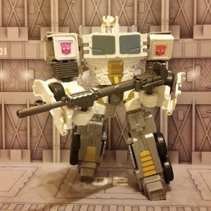 Transformers News: In-Hand Images - Transformers Generations Combiner Wars Battle Core Optimus Prime