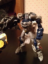 Transformers News: Additional In-Hand Images of Transformers DOTM Deluxe Soundwave