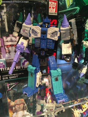 Transformers News: English Language Video Review for Transformers Titans Return Leader Class Overlord