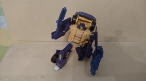 Transformers News: Video Review - Transformers Collectors' Club 4.0 Mayhem Attack Squad Grabuge / Ruckus