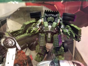 Display of Studio Series Long Haul's robot mode, Jetwing Optimus, and more at MCM London Comic-Con