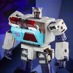 Transformers News: Shattered Glass Blaster Up On Pulse for Transformers Tuesday