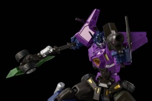 Flame Toys [Furai Model] Shattered Glass Optimus Prime Attack Mode