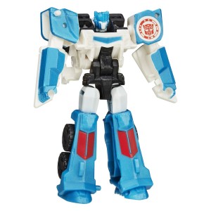 Transformers News: Official Images - Transformers Robots in Disguise Legion Patrol Mode Strongarm, Ultra Magnus