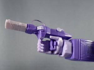Transformers News: More In Hand Image of Takara Tomy Masterpiece MP-29 Shockwave