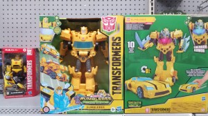 Transformers News: Reviews and US Sightings of Transformers Cyberverse Roll N Change Optimus Prime and Bumblebee