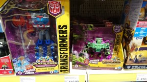 Transformers News: Transformers Cyberverse Ultimate Class Optimus Prime and Ultra Class Clobber Spotted in UK
