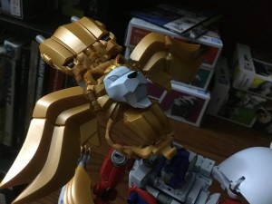 Written Review and Tips for Handling Transformers MP 48 Lio Convoy