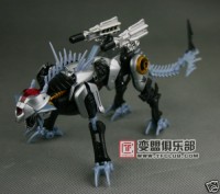 Transformers News: New Images of Takara Exclusive Ravage and Evac