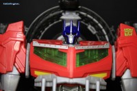 Transformers News: Video and Pictorial Review: Transformers Prime Beast Hunters Ultimate Class Beast Hunter Optimus Prime