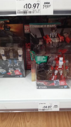 Transformers News: Transformers Generations Combiner Wars Wave 3 Deluxes Sighted at UK Retail