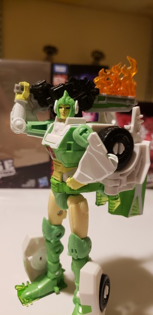 Transformers News: War for Cybertron Siege Greenlight Pictorial Review