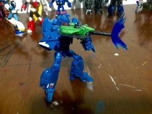 Transformers News: Mexico Sightings Roundup Including Siege Wave 2 Battle Masters and In Hand Images of Pteraxadon