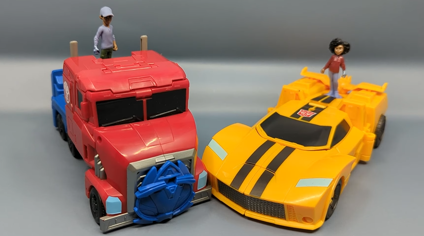 Transformers News: Transformers Earthspark Spin Changers and Tacticons found in US + Video Reviews