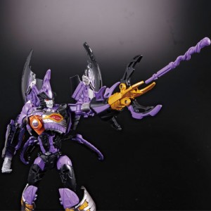 Transformers News: Additional Images - Transformers Cloud A04 Roadbuster and D04 Hellwarp