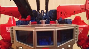 Transformers News: In-Hand Images of Takara Tomy Transformers Legends LG-42 Godbomber