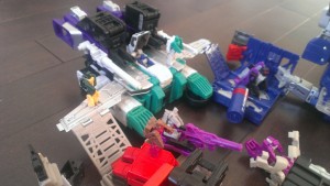 Images of Titans Return Sixshot Showing Flying Wolf Mode and Connection to Other Bases