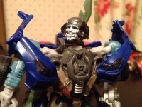 Transformers News: Transformers DOTM Deluxe Wheeljack / Que In-Hand Images