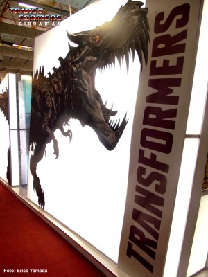 Transformers: Age of Extinction Display Art and Figures from Brazil Toy Fair