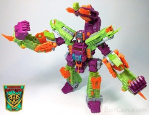 Transformers News: Production Sample of BotCon 2014 Scorponok