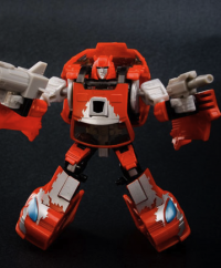 Transformers News: New Third Party Toymaker Takes on Classics Cliffjumper