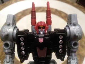 Transformers News: Pictorial Review for Generations Selects Cromar
