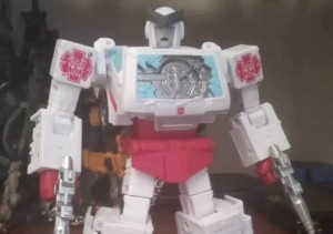 Transformers News: First Look at Target Exclusive Studio Series 86 Dying Ratchet