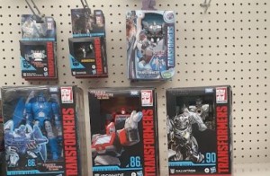 Transformers News: Canadian Sightings News with Reset at Walmart and Titan Guardian Robot