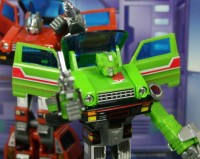 Transformers News: Toy Images of Transformers Generations Vol.3 Skids and Screech