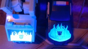 Transformers News: First Look at Cyberfire Gimmick from Transformers: The Last Knight Toyline