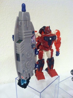 Transformers News: BotCon Customization Class Figure Revealed: Primal Prime