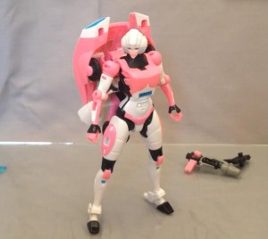 Transformers News: Video Review - Transformers Generations Arcee