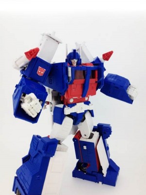 Transformers News: Takara Tomy Transformers Masterpiece MP-22 Ultra Magnus Weight and Diecast Images