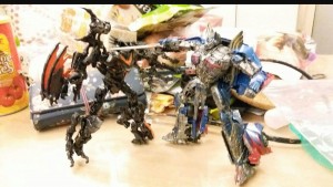 Transformers News: New In Hand Images of  Transformers: The Last Knight Infernocus and Quintessa