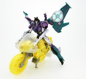 Transformers News: New Photos of Takara Tomy Transformers Legends Ultra Magnus, Slipstream with Unite Warriors Groove