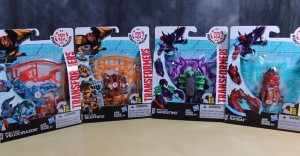 Transformers News: Video Review - Transformers Robots in Disguise Minicons Velocirazor, Beastbox, RatBat, SandSting