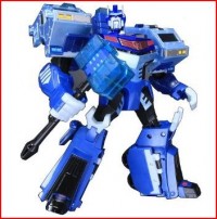 Transformers News: New images of TakaraTomy Animated Figures