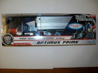 Transformers News: First Look at Movie Trilogy Series - In-Package Images of Deluxe Optimus Prime with Mechtech Trailer