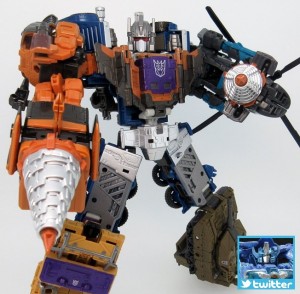 Transformers News: TakaraTomy Transformers Unite Warriors UW-07 Bruticus Having Fun Scrambling