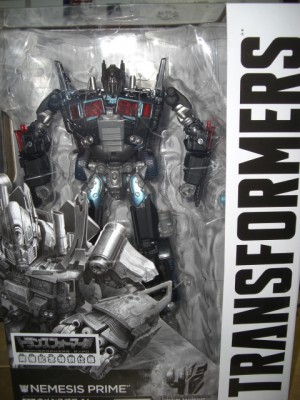 Transformers News: TFExpo 2014 Japan Exclusives Nemesis Grimlock,  Nemesis Prime,  and G1 Color Slug