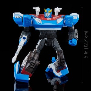 Transformers News: New Images of Transformers Generations Selects Smokescreen