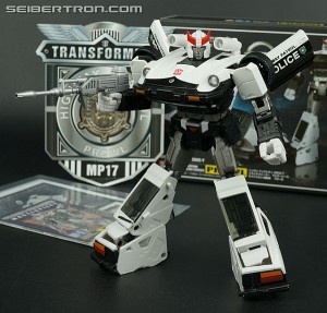 Transformers News: Masterpiece Prowl Found In Toys "R" Us Computers