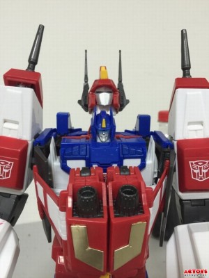 Transformers News: In-Hand Images - Takara Tomy Masterpiece MP-24 Star Saber