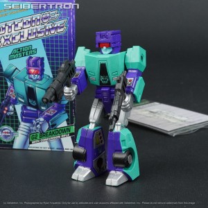 Transformers News: 25% off sale, BotCon 94 Breakdown, G1 Pretender Metalhawk and more at the Seibertron Store