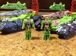 Transformers News: Takara Tomy Transformers Legends Hardhead and Galvatron comparisons with Titans Return