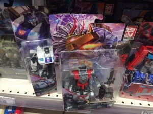 Transformers News: Transformers: Power of The Primes Figures Sighted in Peru!