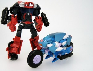 Transformers News: In-Hand Images - Takara Tomy Transformers Legends Chromia in Bike Mode