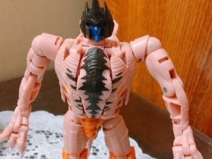 Transformers News: Possible First Look at Buzzworthy Bumblebee Legacy Dinobot