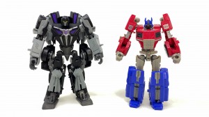 Transformers News: In Hand Images of Studio Series Gamer Edition Optimus Prime and Barricade